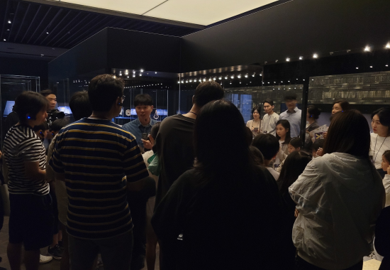 큐레이터에게 듣는 특별한 전시해설